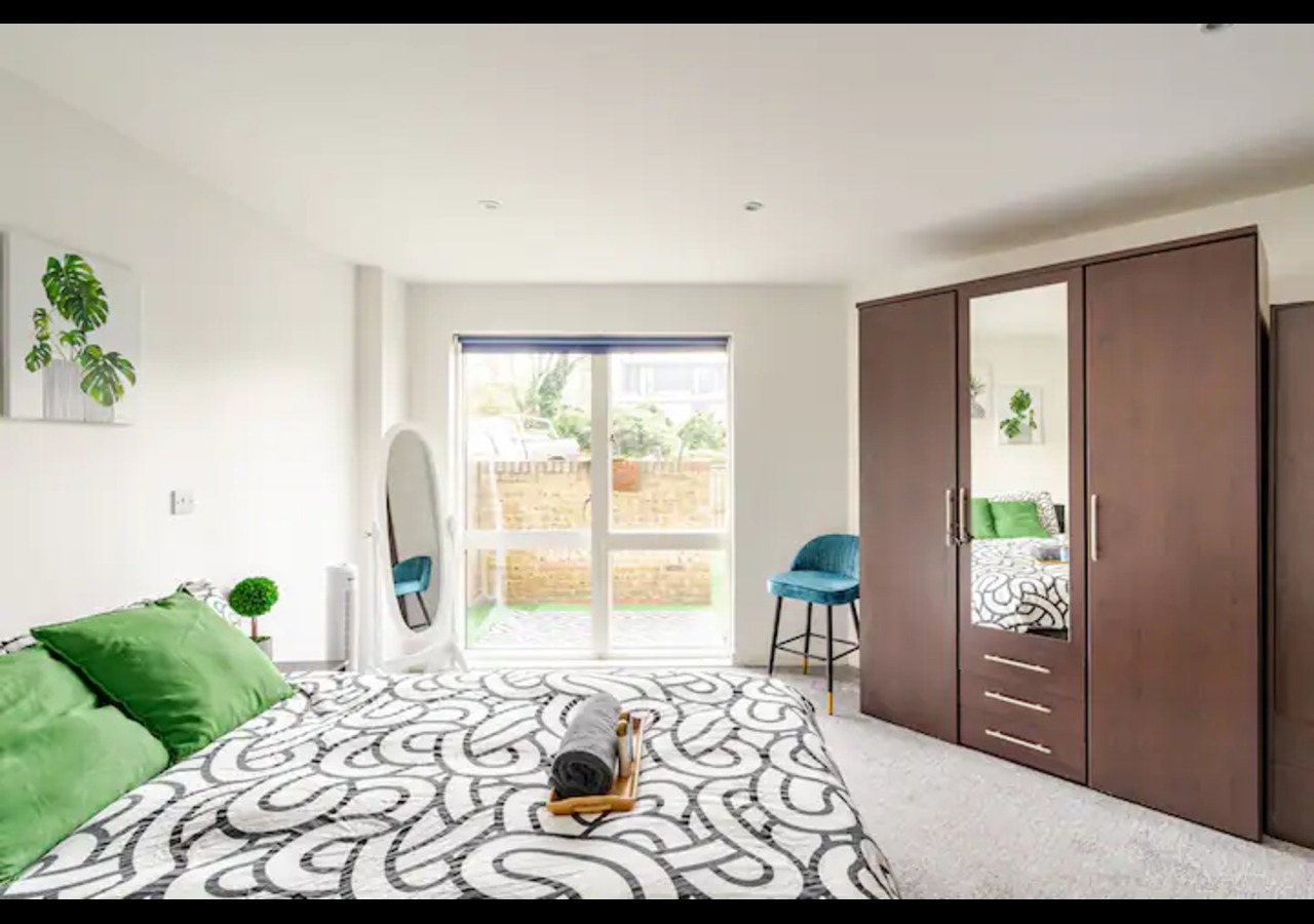 The Nest of Forest Hill interior 4