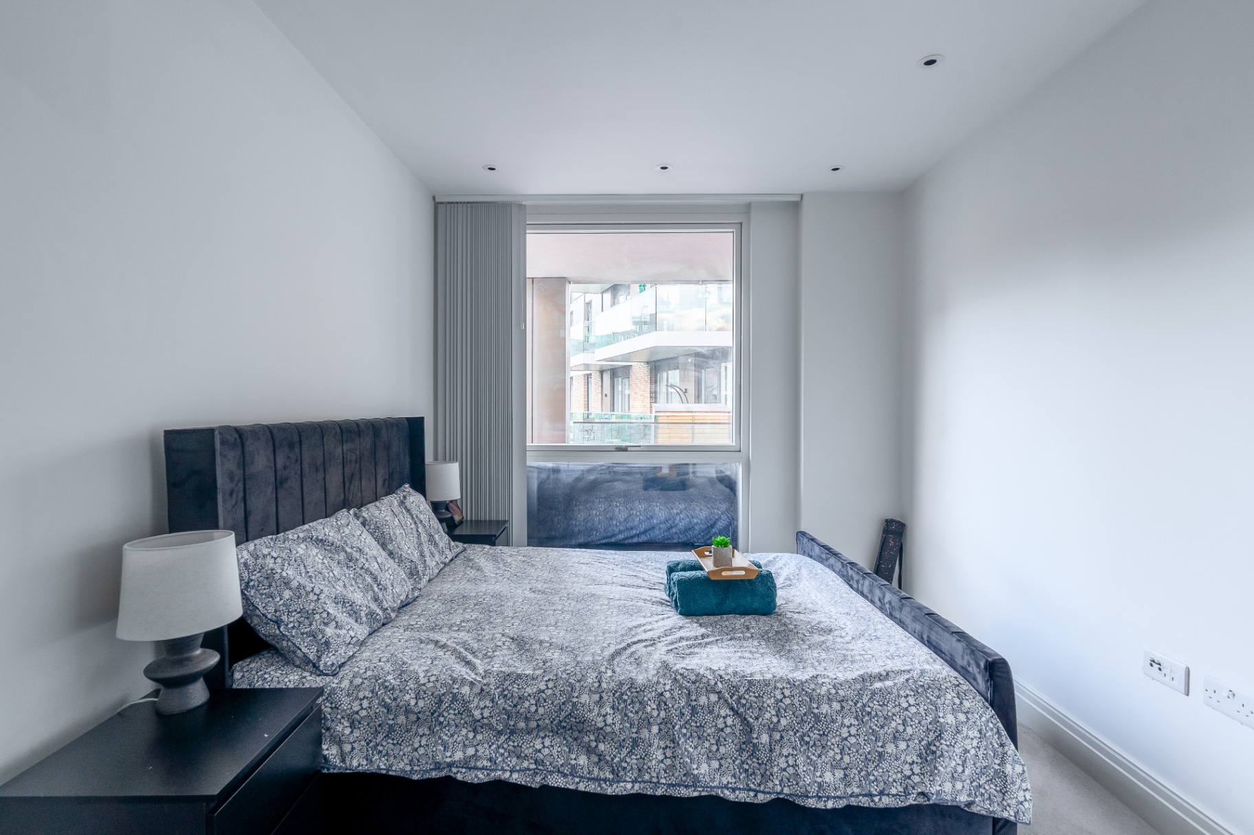 Modern One-Bedroom Apartment interior 57